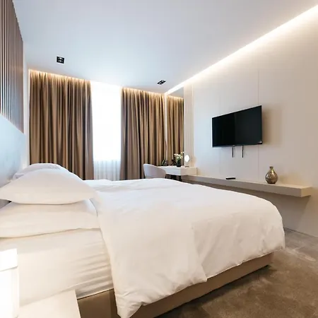 Hotel Restaurant Kod Barica 4*